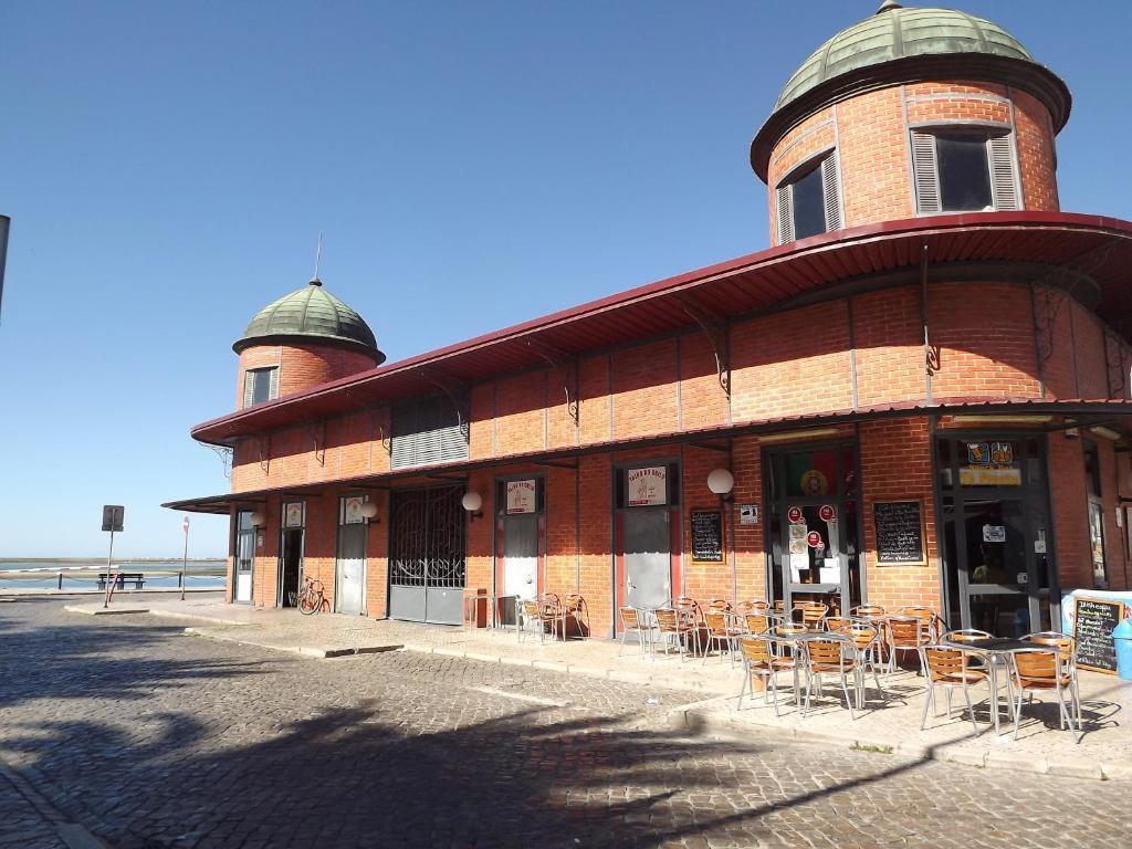 Entrecubos Guesthouse Olhão Exterior foto